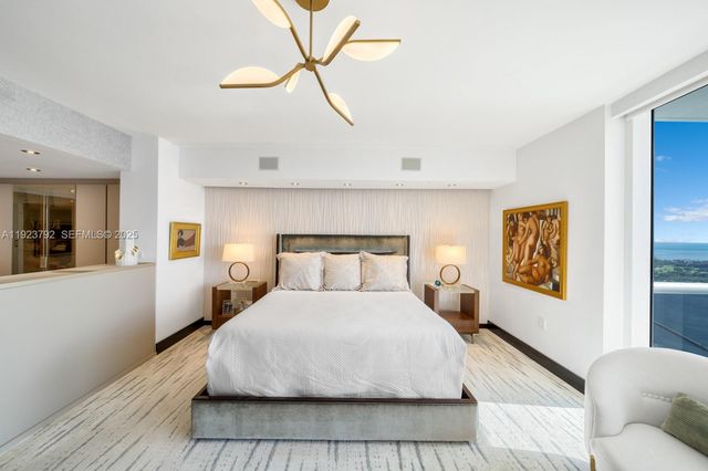 400 Alton Rd 3503, Miami Beach, FL 33139