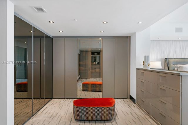 400 Alton Rd 3503, Miami Beach, FL 33139