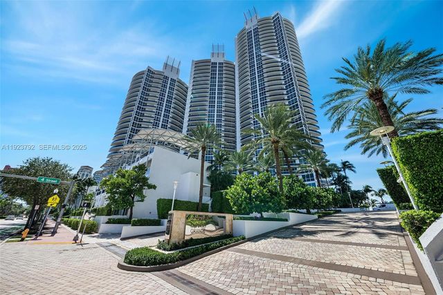 400 Alton Rd 3503, Miami Beach, FL 33139