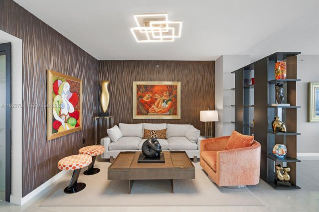 400 Alton Rd 3503, Miami Beach, FL 33139