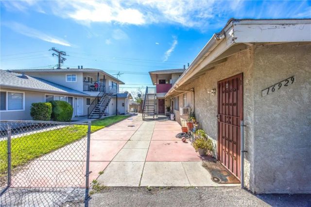 16929 Reed, Fontana, CA 92336