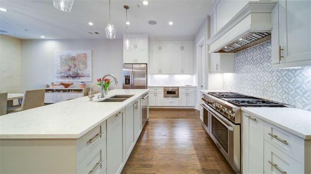 341 S Esplanade S, Alpharetta, GA 30009