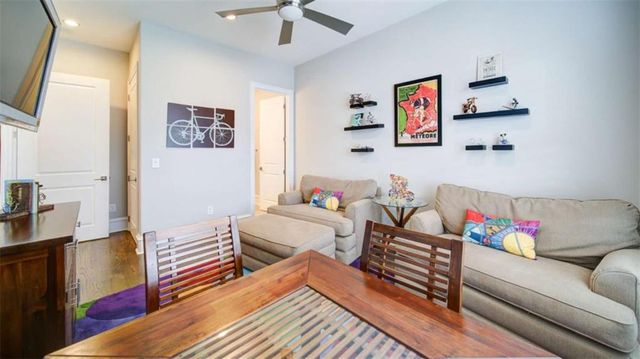 341 S Esplanade S, Alpharetta, GA 30009