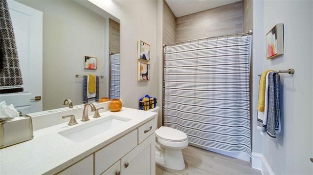 341 S Esplanade S, Alpharetta, GA 30009