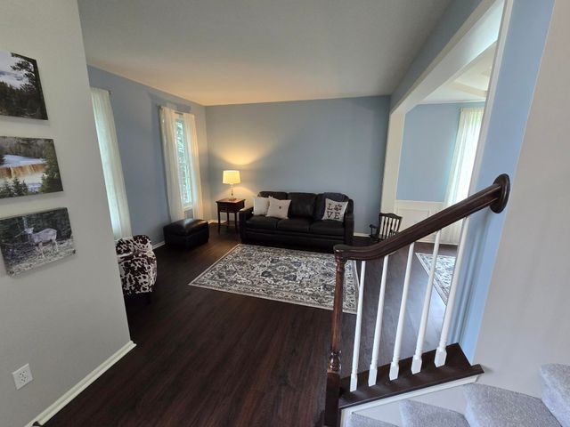 53100 Shinnecock Drive, South Lyon City, MI 48178