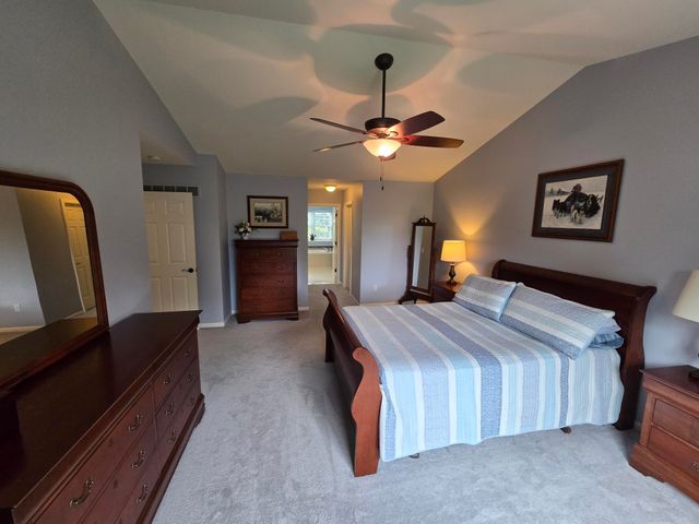 53100 Shinnecock Drive, South Lyon City, MI 48178