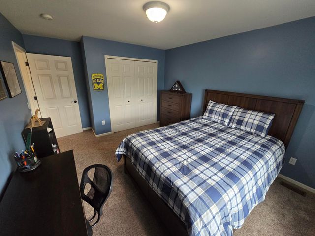 53100 Shinnecock Drive, South Lyon City, MI 48178