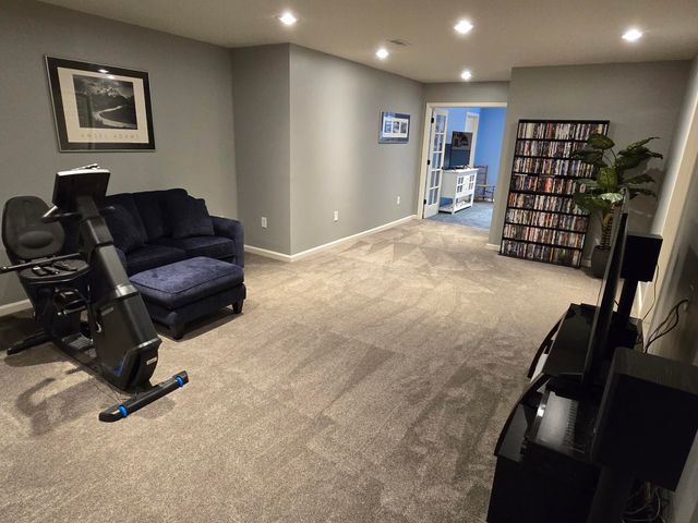 53100 Shinnecock Drive, South Lyon City, MI 48178