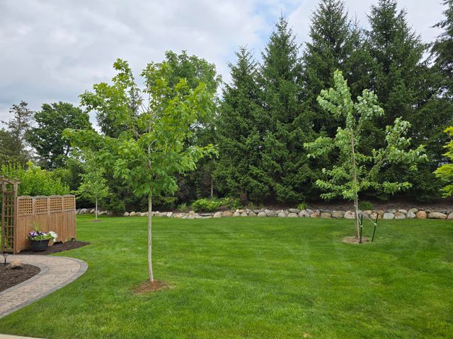 53100 Shinnecock Drive, South Lyon City, MI 48178