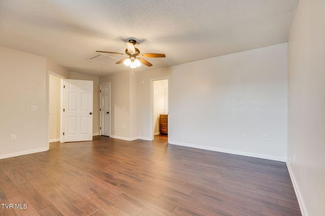 905 Milton Court 905, Kingsport, TN 37664