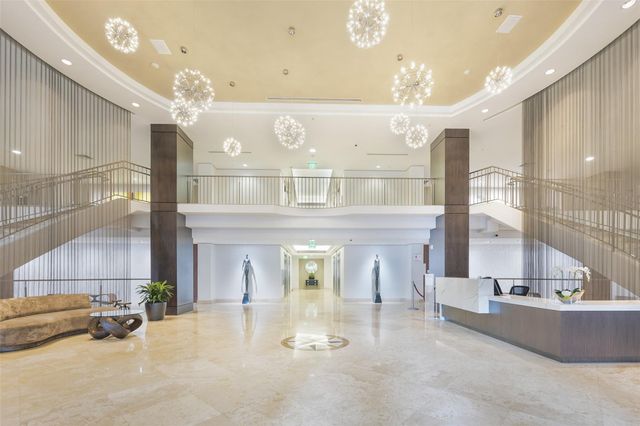 511 5TH AV 2006, Fort Lauderdale, FL 33301