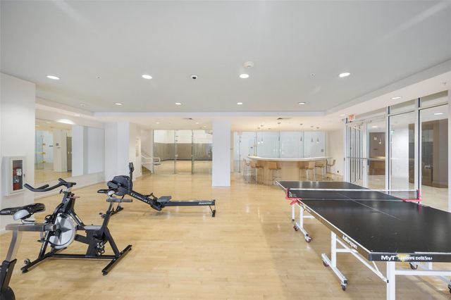 511 5TH AV 2006, Fort Lauderdale, FL 33301