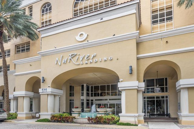 511 5TH AV 2006, Fort Lauderdale, FL 33301