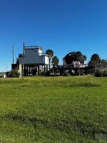 000 Oleander, Galveston, TX 77554