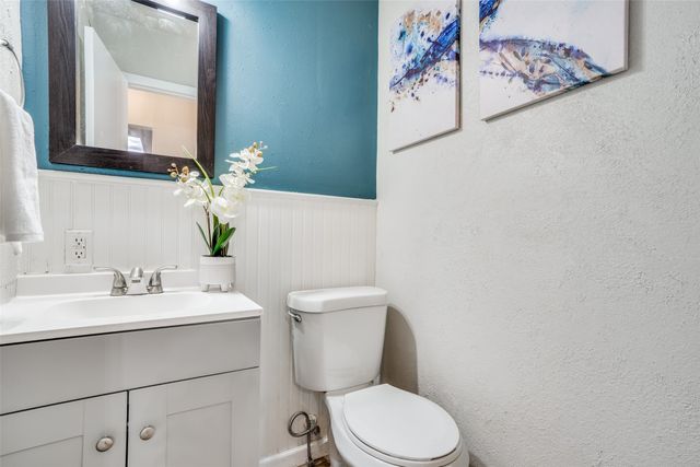 7 W Mountain Lane 37, Grand Prairie, TX 75052