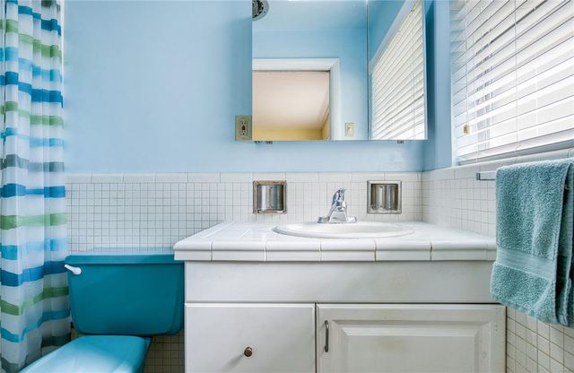 1631 CHATEAU DRIVE, Clearwater, FL 33756