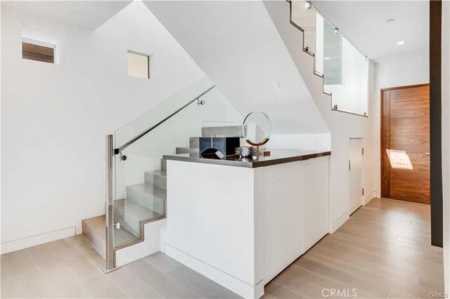 810 Esplanade C, Redondo Beach, CA 90277