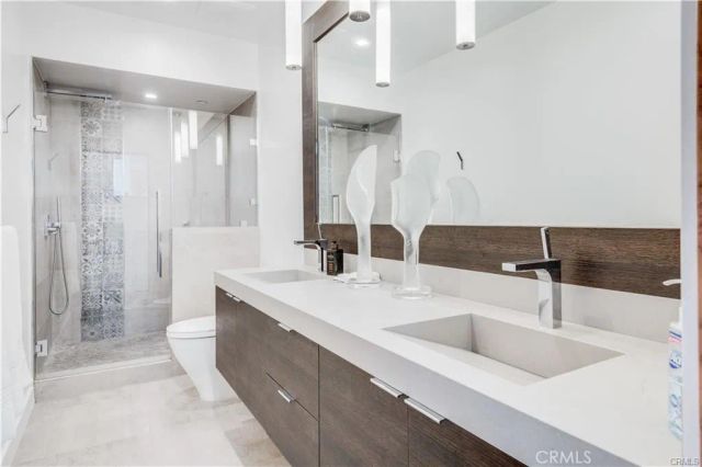 810 Esplanade C, Redondo Beach, CA 90277