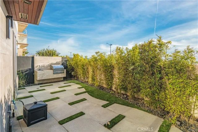 810 Esplanade C, Redondo Beach, CA 90277