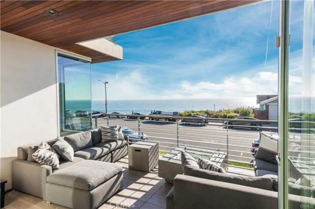810 Esplanade C, Redondo Beach, CA 90277