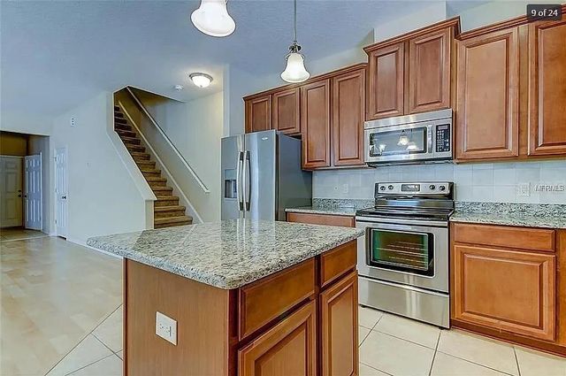 12564 STREAMDALE DRIVE, Tampa, FL 33626