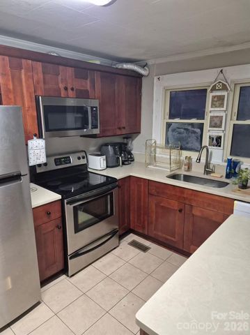 1011 Buick Avenue, Kannapolis, NC 28083