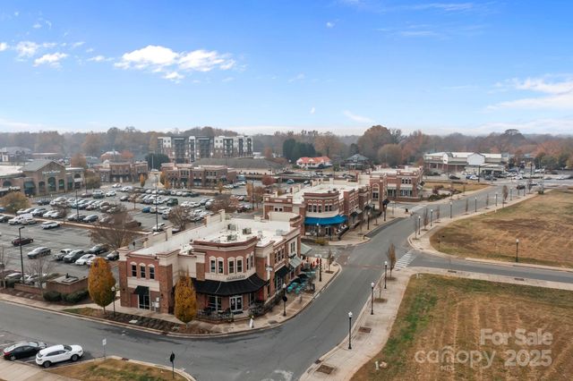 11422 Potters Row, Cornelius, NC 28031