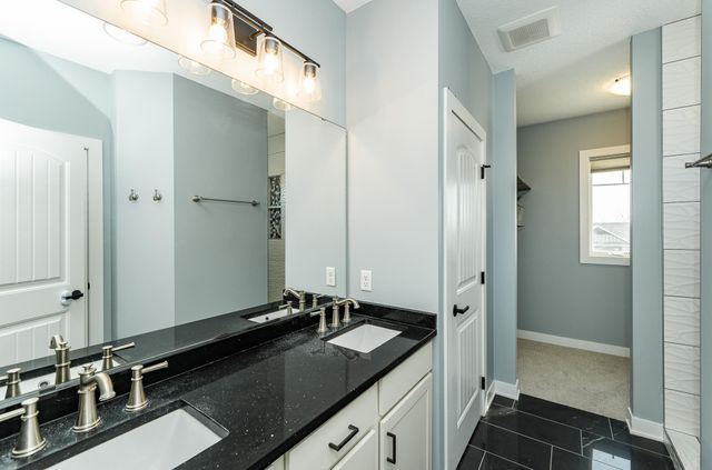 2667 Century Pine Lane NE, Rochester, MN 55906