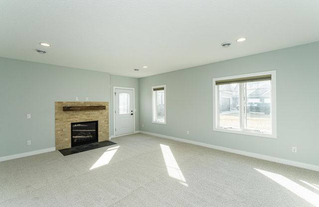 2667 Century Pine Lane NE, Rochester, MN 55906