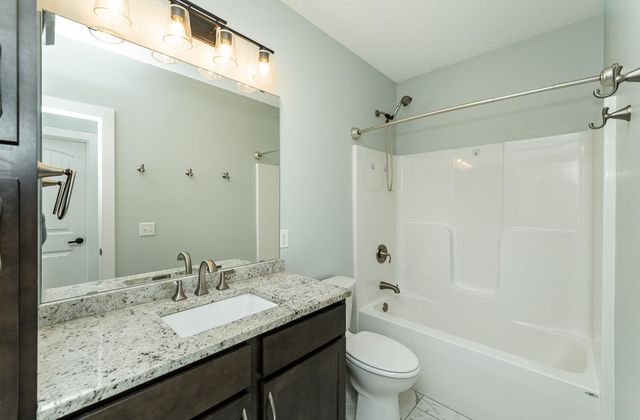 2667 Century Pine Lane NE, Rochester, MN 55906