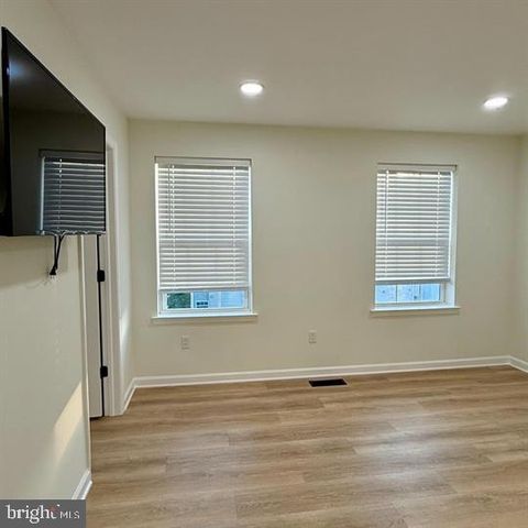 153 MERCER CT, Fairless Hills, PA 19030
