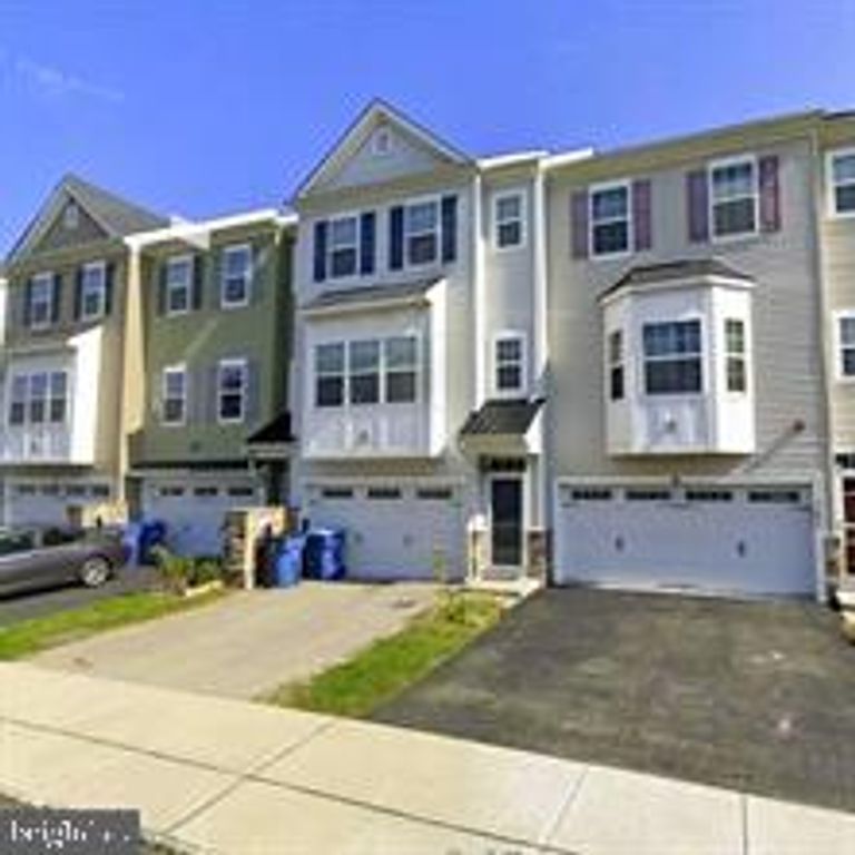 153 MERCER CT, Fairless Hills, PA 19030