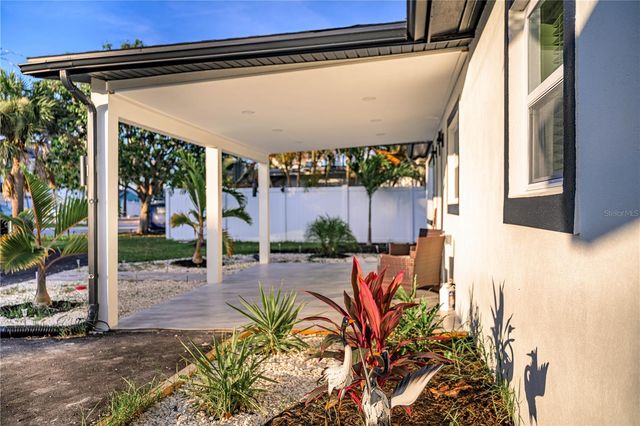 1015 BOCA CIEGA ISLE DRIVE, St Pete Beach, FL 33706