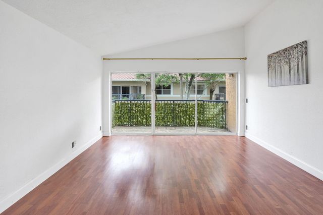 8761 Wiles Road 301, Coral Springs, FL 33067