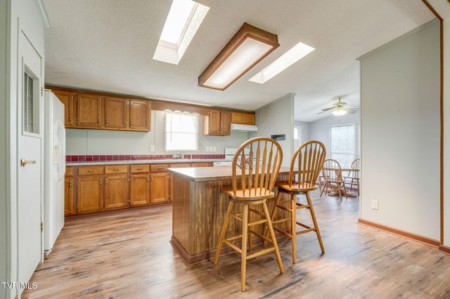 324 Louise Lane, Blountville, TN 37617
