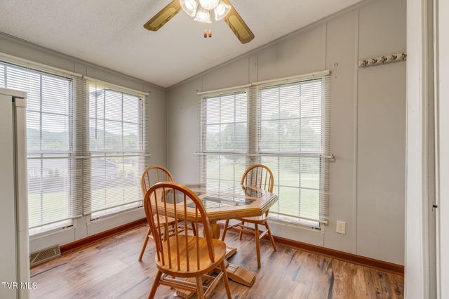 324 Louise Lane, Blountville, TN 37617