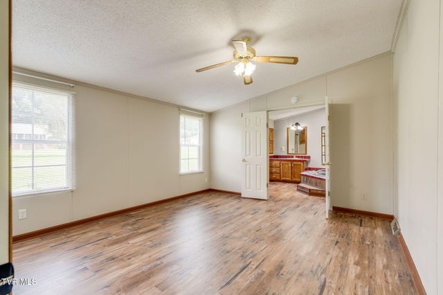 324 Louise Lane, Blountville, TN 37617