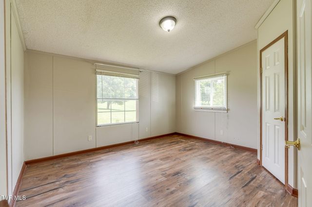 324 Louise Lane, Blountville, TN 37617