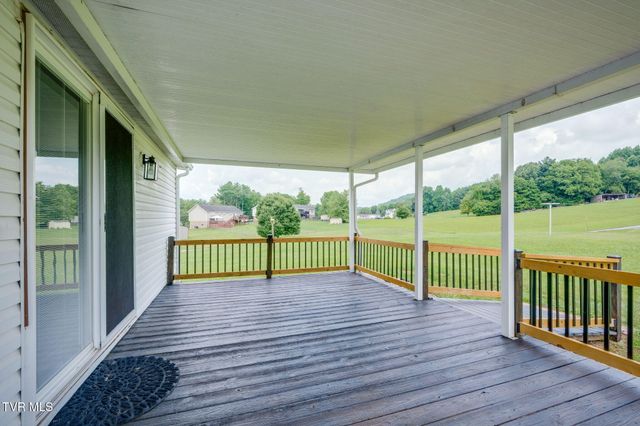 324 Louise Lane, Blountville, TN 37617