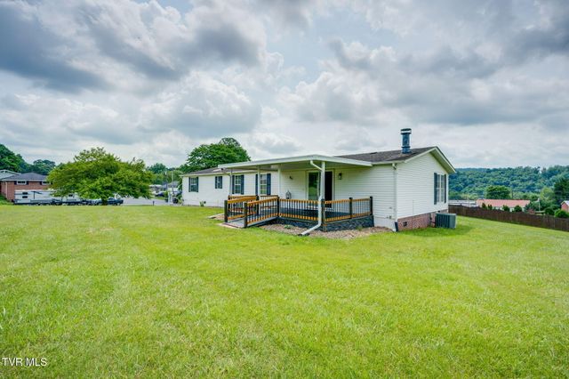 324 Louise Lane, Blountville, TN 37617