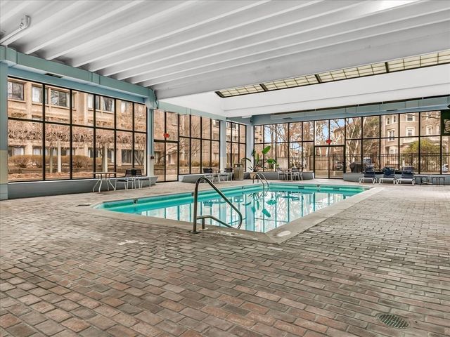1731 Beacon 422, Brookline, MA 02445