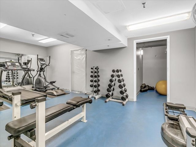 1731 Beacon 422, Brookline, MA 02445