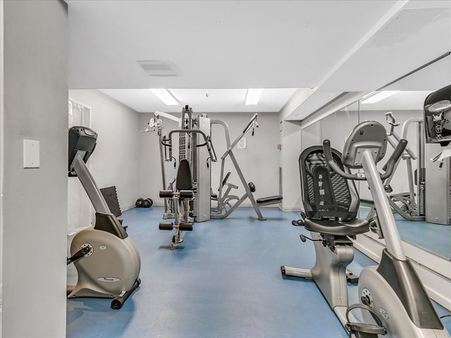 1731 Beacon 422, Brookline, MA 02445