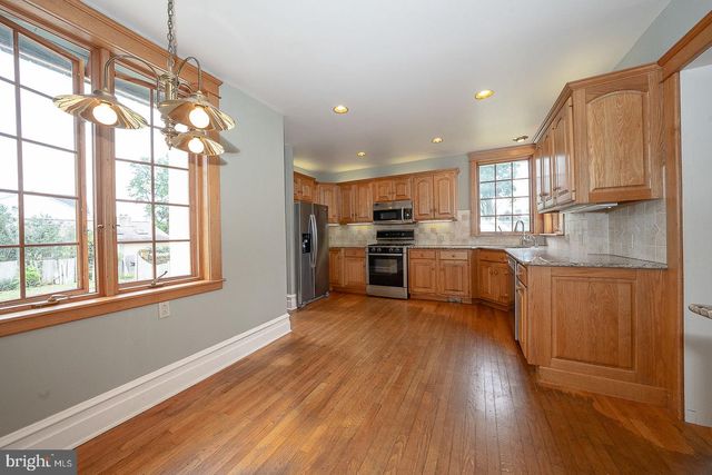 307 MONUMENT AVE, Malvern, PA 19355