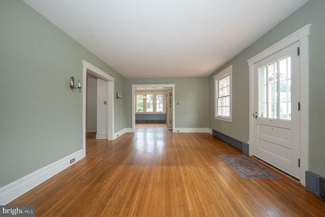 307 MONUMENT AVE, Malvern, PA 19355