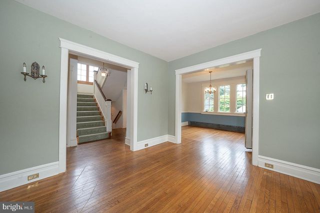 307 MONUMENT AVE, Malvern, PA 19355