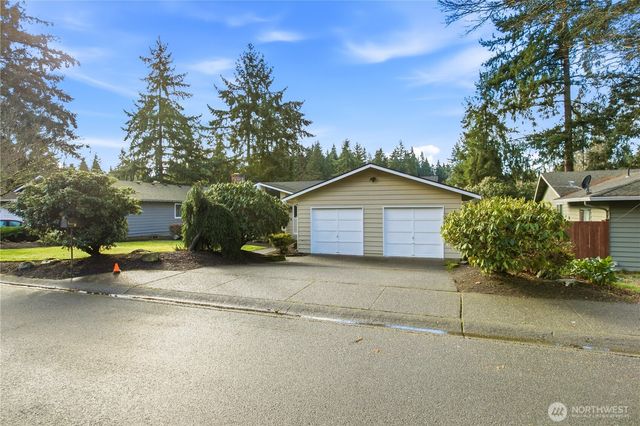 32417 29th Avenue SW, Federal Way, WA 98023