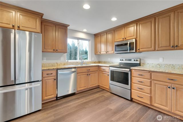 32417 29th Avenue SW, Federal Way, WA 98023