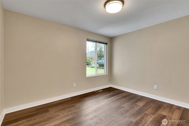 32417 29th Avenue SW, Federal Way, WA 98023