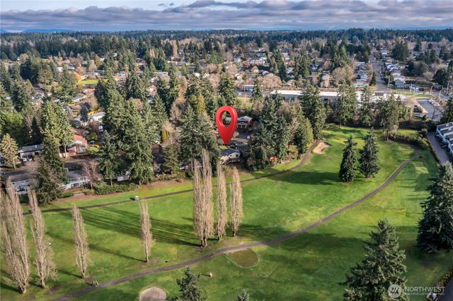 32417 29th Avenue SW, Federal Way, WA 98023